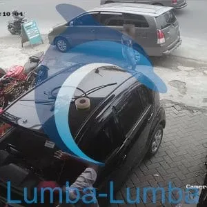 kaca depan daihatsu sirion gen2 m600