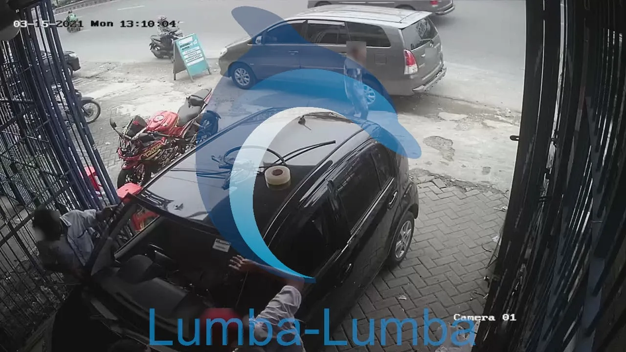 kaca depan daihatsu sirion gen2 m600