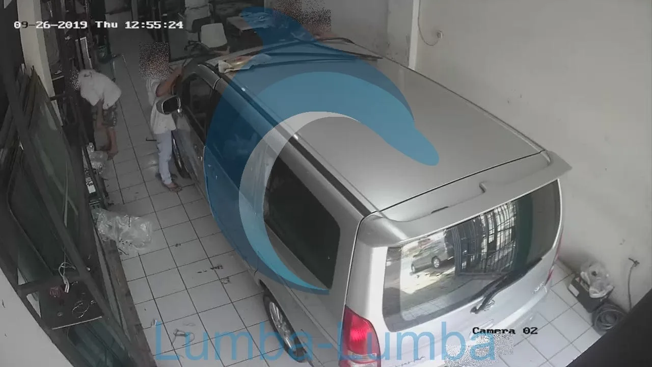 kaca mobil nissan serena c24